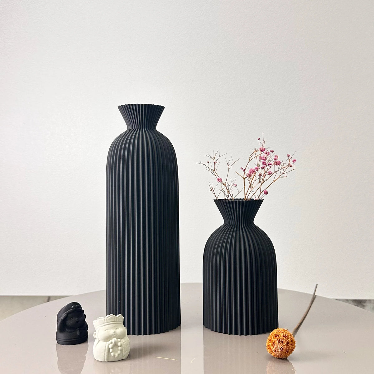 2-Piece Set of Wavy Pattern Dried Flower Vase,