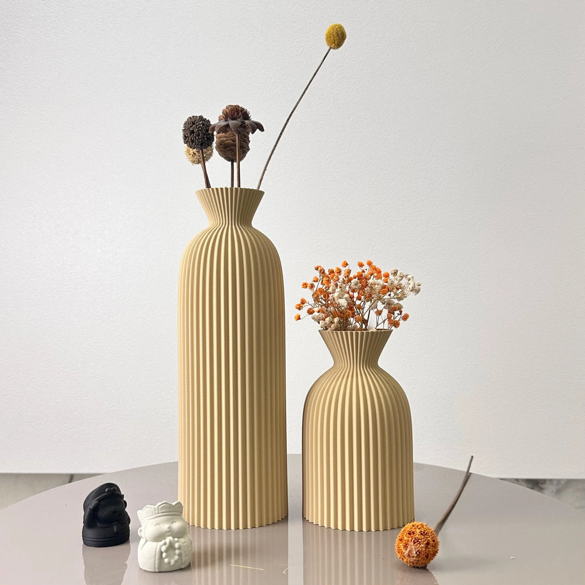 2-Piece Set of Wavy Pattern Dried Flower Vase,
