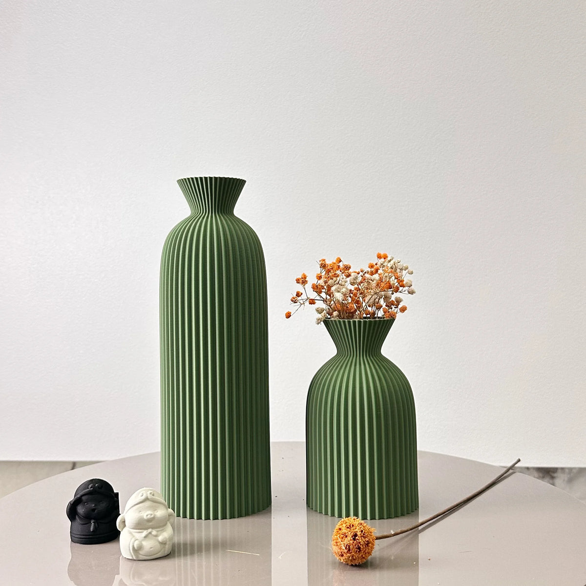 2-Piece Set of Wavy Pattern Dried Flower Vase,