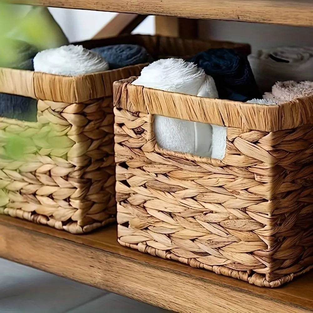 Wicker Wove Rattan Basket With Handle, Organization....
