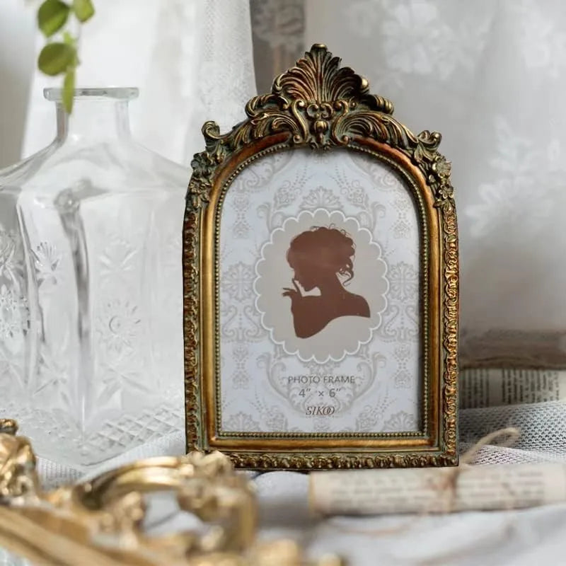 2 Pcs Vintage Gold 4x6 Picture Frames, Antique Photo Frame with Glass Front, Tabletop Wall Mount Frame...