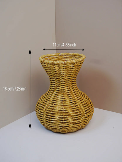 Japanese hand-woven desktop vase arrangement