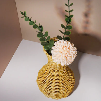 Japanese hand-woven desktop vase arrangement