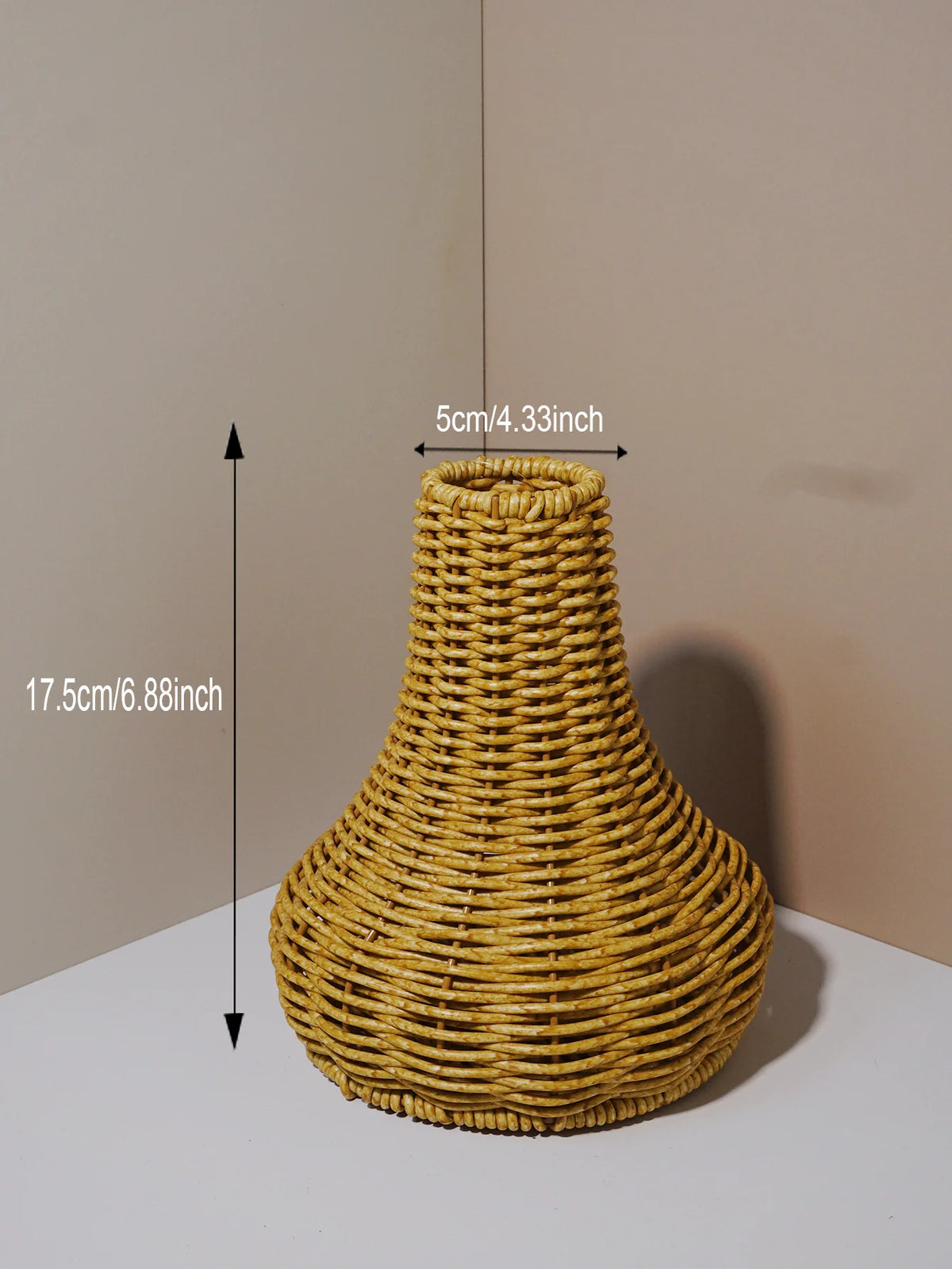Japanese hand-woven desktop vase arrangement