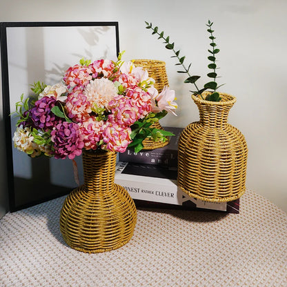 Japanese hand-woven desktop vase arrangement