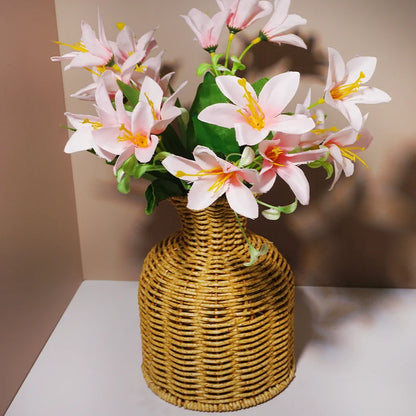 Japanese hand-woven desktop vase arrangement