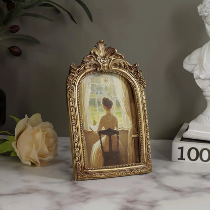 2 Pcs Vintage Gold 4x6 Picture Frames, Antique Photo Frame with Glass Front, Tabletop Wall Mount Frame...