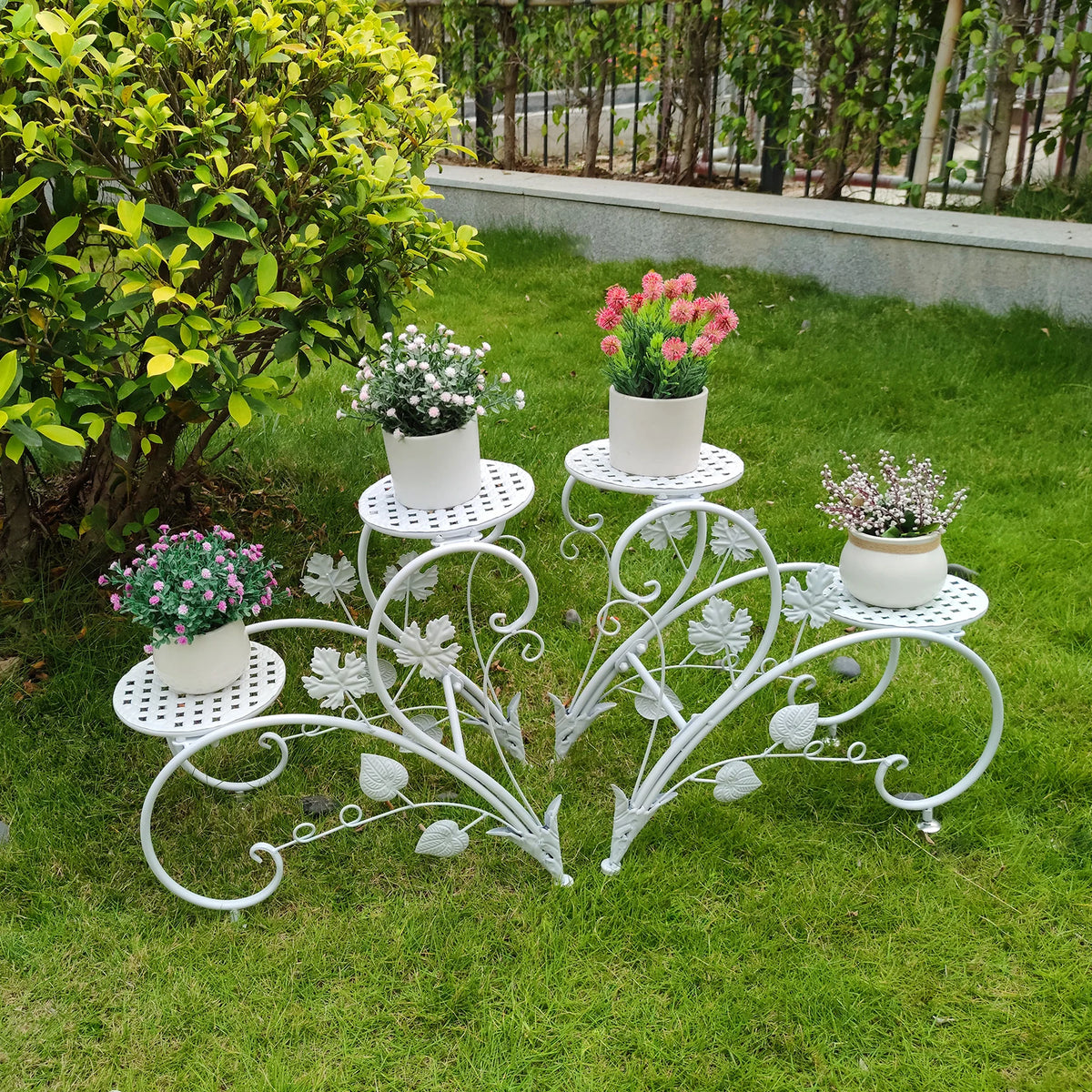 4-Tier Metal Plant Stand Display  for Indoor Outdoor