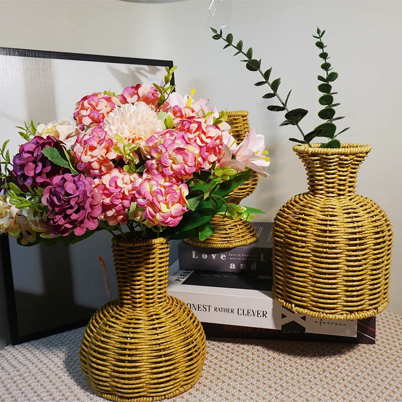 Japanese hand-woven desktop vase arrangement